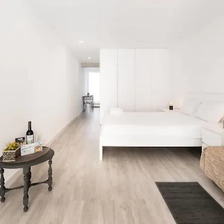 Opo - Fantastic With Garden * Porto