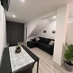 Opo - Fantastic With Garden Apartament Porto