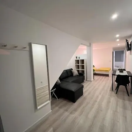 Apartmán Opo - Fantastic With Garden *