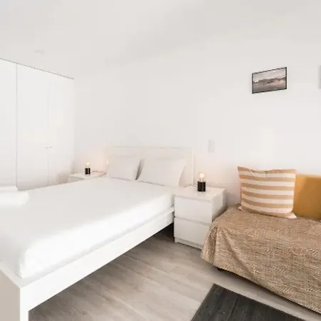 Apartment Opo - Fantastic With Garden Porto