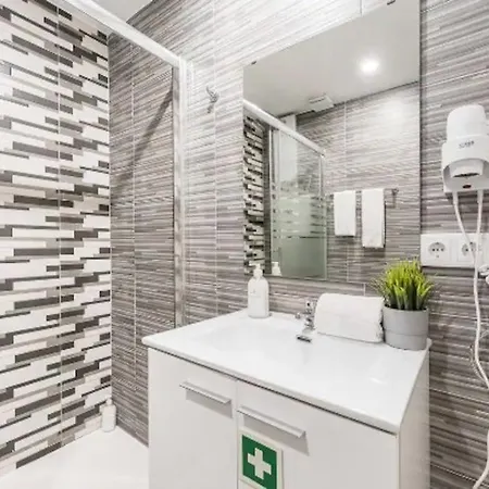 Apartment Opo - Fantastic With Garden